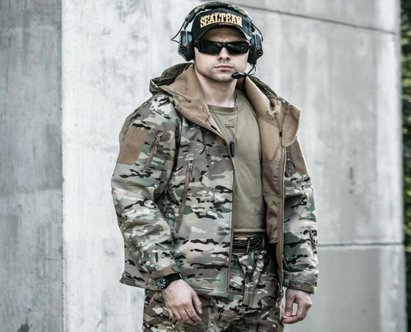men hooded waterproof tactical fleece jackets soft shell military camouflage winter warm army multicam outerwear coat3797005, Black;brown
men hooded waterproof tactical fleece jackets soft shell military camouflage winter warm army multicam outerwear coat3797005, Black;brown