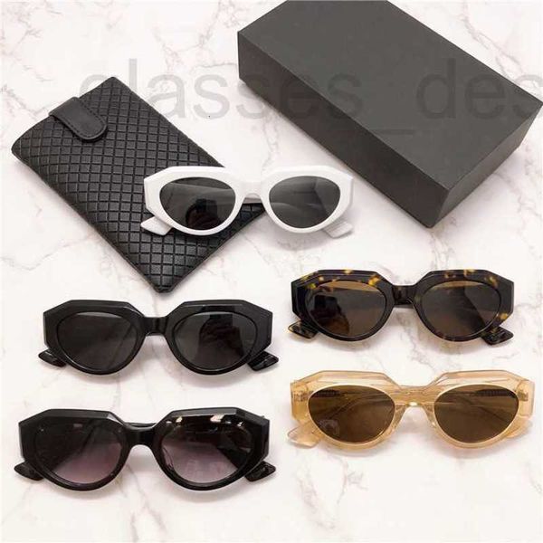 sunglasses designer aqua same style ins fashion female cat eye cut angle bv1031s m31p, White;black
sunglasses designer aqua same style ins fashion female cat eye cut angle bv1031s m31p, White;black