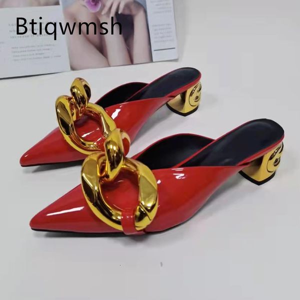 sandals luxury chain slippers woman pointed toe red black leather low heels shoes lady fashion gladiator sandals 230726
sandals luxury chain slippers woman pointed toe red black leather low heels shoes lady fashion gladiator sandals 230726