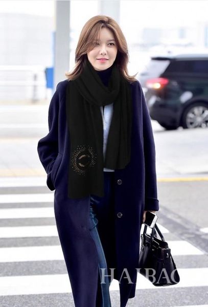 2023 designer cashmere scarf women new fashion autumn/winter warm shawl scarf clothing collocation channel, Blue;gray
2023 designer cashmere scarf women new fashion autumn/winter warm shawl scarf clothing collocation channel, Blue;gray