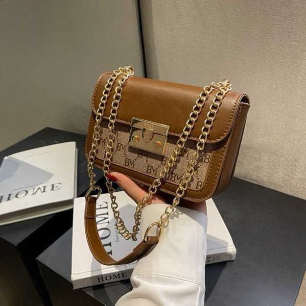 designer factory direct sales this year's popular 2023 new women's spring comfortable crossbody fashion one shoulder small square
designer factory direct sales this year's popular 2023 new women's spring comfortable crossbody fashion one shoulder small square