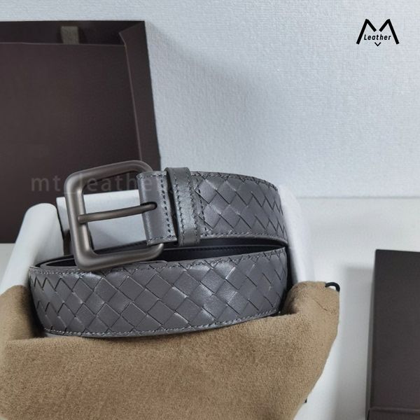 classic fashion designer belt men business black needle buckle mens belts width 4.0cm highly quality with box leisure belts wholesale, Black;brown
classic fashion designer belt men business black needle buckle mens belts width 4.0cm highly quality with box leisure belts wholesale, Black;brown