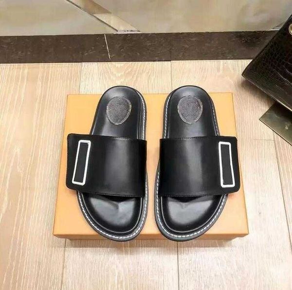 pu leather slippers designer flat bottom slipper classic old flower summer ladies sand beach shoes flip-flops size 35-40, Black
pu leather slippers designer flat bottom slipper classic old flower summer ladies sand beach shoes flip-flops size 35-40, Black