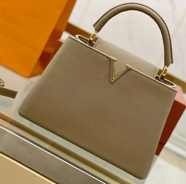 capucines bb designer luxury women bag leather handle purse clutch mini crossbody handbags mm shoulder bags leather purse fashion womens lad
capucines bb designer luxury women bag leather handle purse clutch mini crossbody handbags mm shoulder bags leather purse fashion womens lad