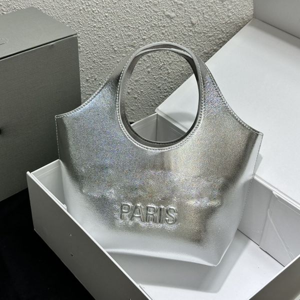 basket tote bag soft smooth calfskin leather handbag purse large capacity shopping bags embossed letter silver hardware open inner zipped po
basket tote bag soft smooth calfskin leather handbag purse large capacity shopping bags embossed letter silver hardware open inner zipped po