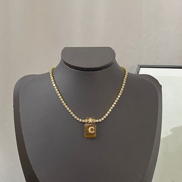 woman pendant necklaces 2023 latest ccity gold chokers necklace luxury designer jewelry women classics c logo sweater chain 22212, Silver
woman pendant necklaces 2023 latest ccity gold chokers necklace luxury designer jewelry women classics c logo sweater chain 22212, Silver