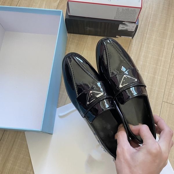 designer women monolith casual dress shoes thick bottom triangle p loafers black white genuine leather shoe increase platform sneakers loafe
designer women monolith casual dress shoes thick bottom triangle p loafers black white genuine leather shoe increase platform sneakers loafe