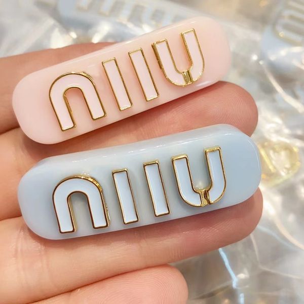 designer m letter hair clips resin side women's hairpin light luxury 2023 spring clip birthday present for friend, Golden;silver
designer m letter hair clips resin side women's hairpin light luxury 2023 spring clip birthday present for friend, Golden;silver