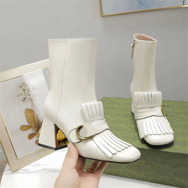 luxury design boots 2023 gu jia fashion women's work decoration snow skid anti slip knight boots martin boots casual socks boots 02-011, Black
luxury design boots 2023 gu jia fashion women's work decoration snow skid anti slip knight boots martin boots casual socks boots 02-011, Black