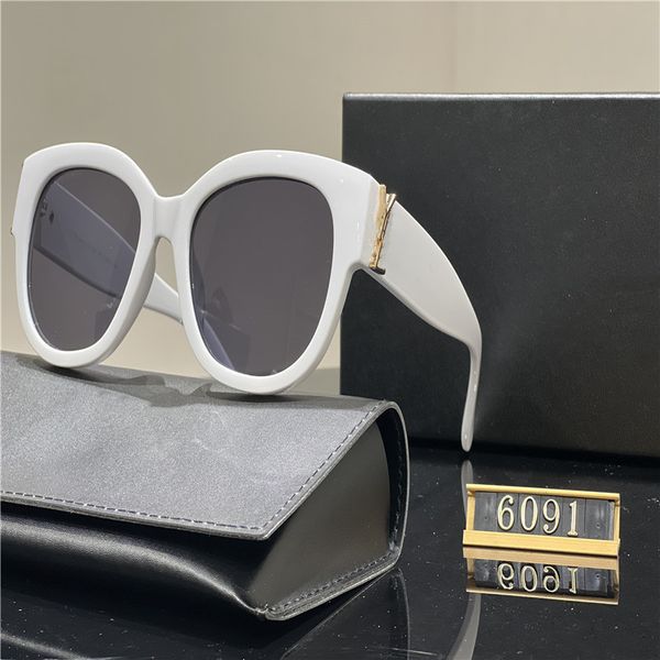 designer sunglasses for women and men fashion model special uv400 protection letters big leg double beam frame outdoor luxury design women s, White;black
designer sunglasses for women and men fashion model special uv400 protection letters big leg double beam frame outdoor luxury design women s, White;black