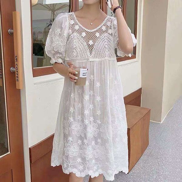 summer style sweet temperament knitted hollowed out design cotton and linen embroidered puff sleeves mid length, Black;gray
summer style sweet temperament knitted hollowed out design cotton and linen embroidered puff sleeves mid length, Black;gray