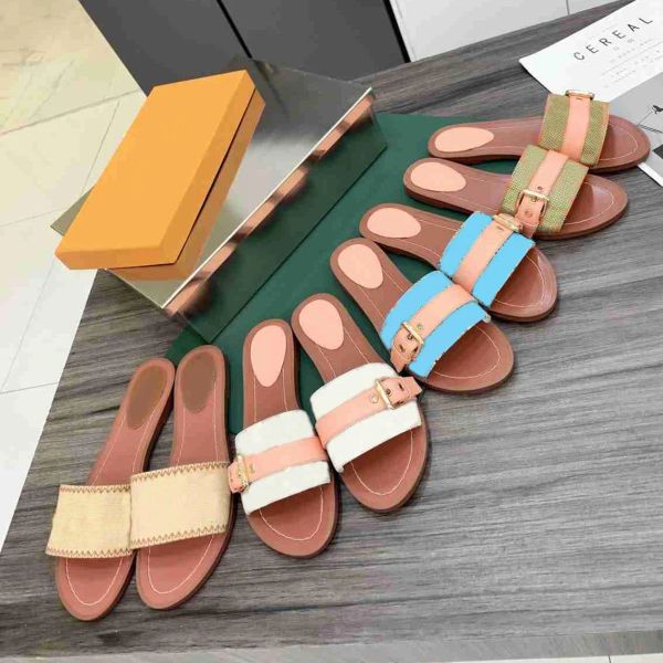 2023 designer fashion summer women printed slippers slide graffiti sandals womens leather shoes flat slippers with box large 35-42, Black
2023 designer fashion summer women printed slippers slide graffiti sandals womens leather shoes flat slippers with box large 35-42, Black