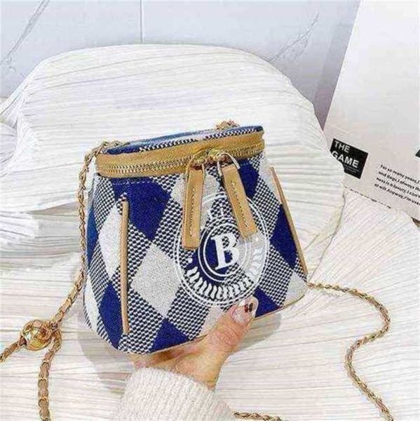designer luxury bags korean lingge shoulder texture chain messenger street trend for women
designer luxury bags korean lingge shoulder texture chain messenger street trend for women