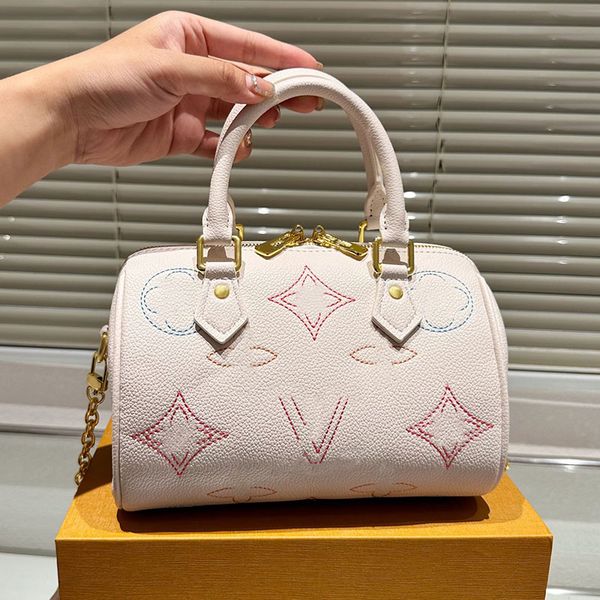 woman designer mini speedy pillow bag with handle colorful embroidery flower pattern gold zipper metal chain crossbody shoulder handbag lady
woman designer mini speedy pillow bag with handle colorful embroidery flower pattern gold zipper metal chain crossbody shoulder handbag lady