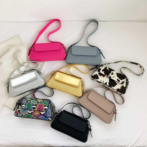 fashion serpentine pattern women's shoulder bag female leather solid color underarm bag exquisite shopping bag sac a main femme
fashion serpentine pattern women's shoulder bag female leather solid color underarm bag exquisite shopping bag sac a main femme