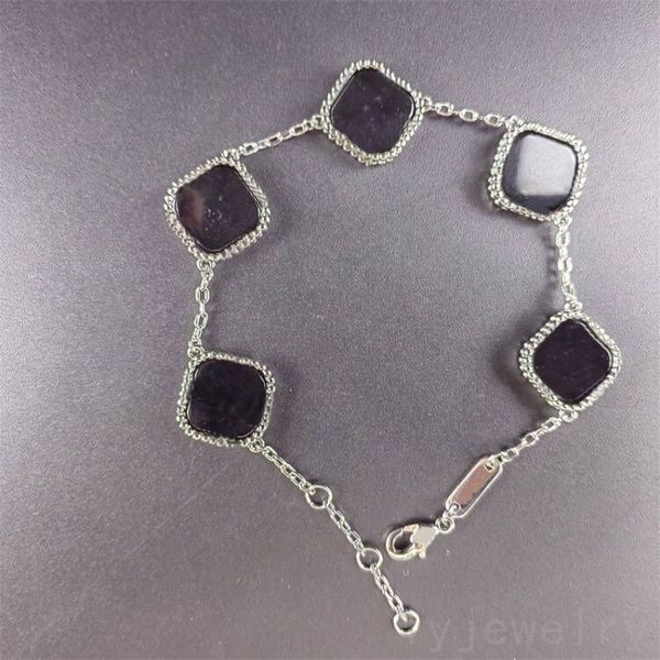 fashion clover bracelets metal luxury bracelets designer for women couples style hiphop link chains valentine s day gifts men bracelets clas, Golden;silver
fashion clover bracelets metal luxury bracelets designer for women couples style hiphop link chains valentine s day gifts men bracelets clas, Golden;silver