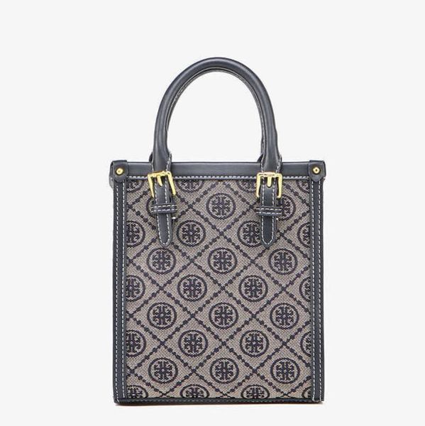 designer luxury bags luxury tb women's 2023 new fashion one shoulder niche canvas crossbody versatile tote bag
designer luxury bags luxury tb women's 2023 new fashion one shoulder niche canvas crossbody versatile tote bag