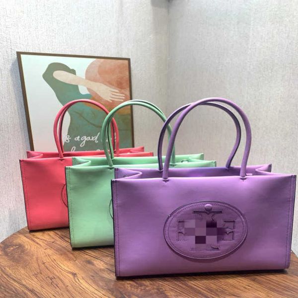 2023 new luxury bags tb women's full leather mini large tote fashion casual small square handbag crossbody bag women
2023 new luxury bags tb women's full leather mini large tote fashion casual small square handbag crossbody bag women