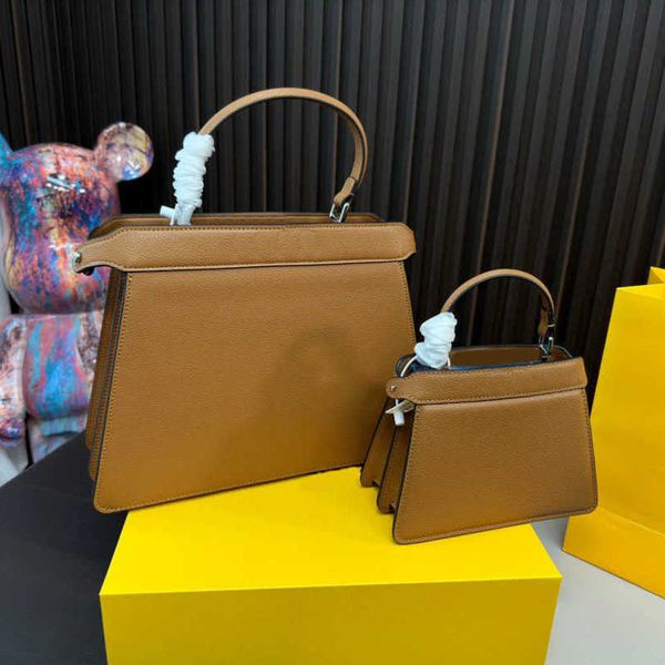 shoulder bags fd leter luxurys handbags women multicolor tote bag women designer leather handbags chain phone purse 211127
shoulder bags fd leter luxurys handbags women multicolor tote bag women designer leather handbags chain phone purse 211127