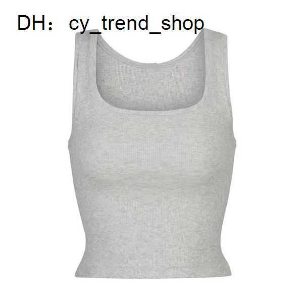 women's shirts 2023 skims slim solid inside with a base outside wear sports jacket 31, White;black
women's shirts 2023 skims slim solid inside with a base outside wear sports jacket 31, White;black
