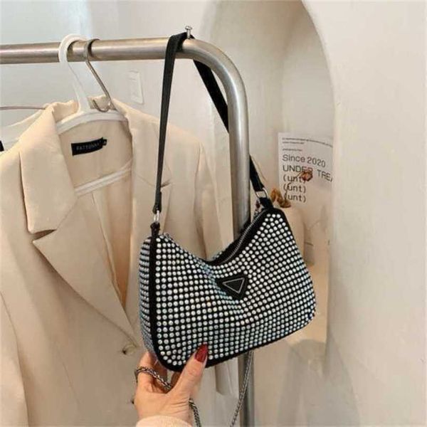 2023 new luxury bags korean version shoulder diagonal span bright drill underarm leisure chain dumpling mobile phone
2023 new luxury bags korean version shoulder diagonal span bright drill underarm leisure chain dumpling mobile phone