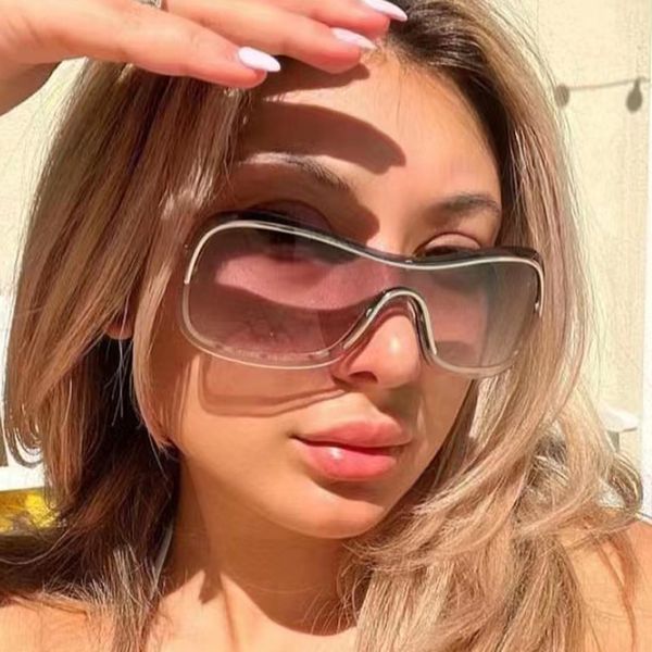 trends big rimless one piece frame sunglasses designer women uv400 gradient lens oversized sun glasses eyewear outdoor beach sg624, White;black
trends big rimless one piece frame sunglasses designer women uv400 gradient lens oversized sun glasses eyewear outdoor beach sg624, White;black