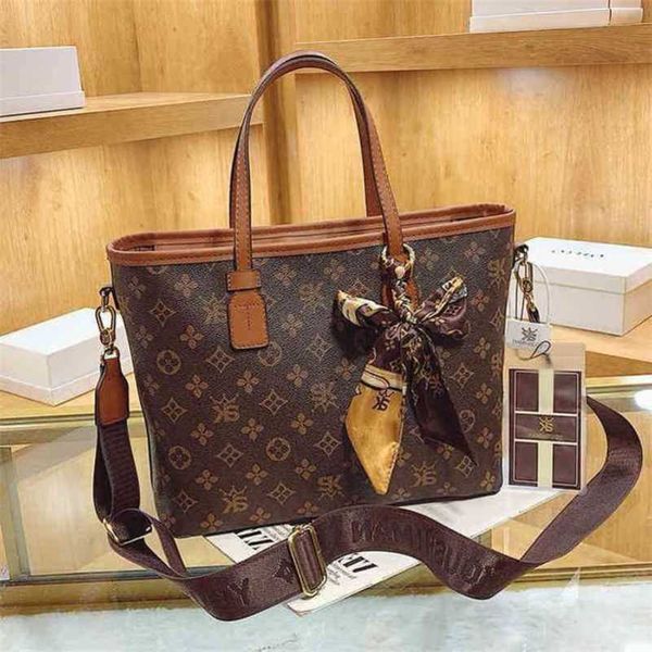 2023 luxury bags evening large large capacity texture shoulder simple class
2023 luxury bags evening large large capacity texture shoulder simple class