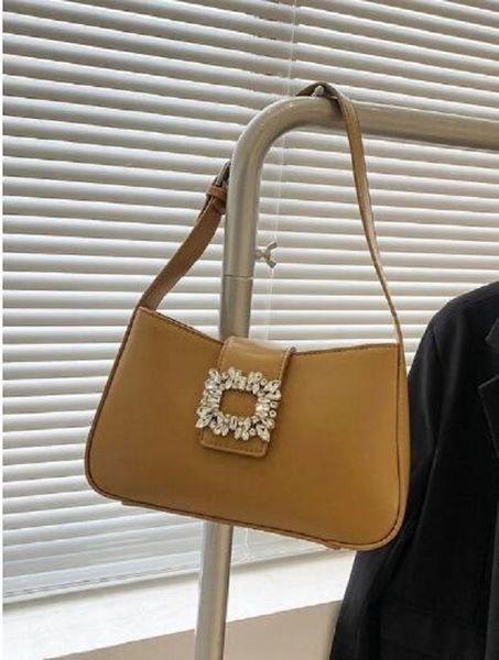 summer exquisite small bag female 2023 new diamond-encrusted cross-border female bag fashion shoulder underarm bag lady fashion bags 04
summer exquisite small bag female 2023 new diamond-encrusted cross-border female bag fashion shoulder underarm bag lady fashion bags 04