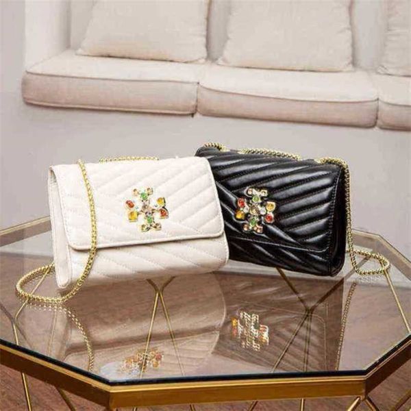 2023 new luxury bags rhinestone chain popular texture niche style shoulder messenger
2023 new luxury bags rhinestone chain popular texture niche style shoulder messenger