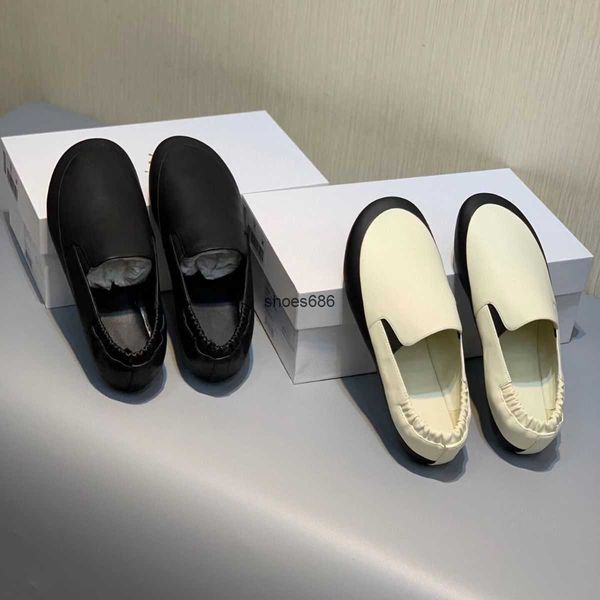the row slip-on shoe are comfortable and simple for women. women's shoes are casual shoes sports shoes small white shoes board shoes wo, Black
the row slip-on shoe are comfortable and simple for women. women's shoes are casual shoes sports shoes small white shoes board shoes wo, Black