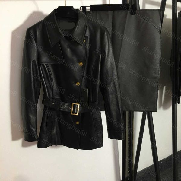 23ss women leather jacket womens designer clothing custom medusa gold buckle belt waist 100% imported sheepskin leather jacket with dust bag, Black
23ss women leather jacket womens designer clothing custom medusa gold buckle belt waist 100% imported sheepskin leather jacket with dust bag, Black