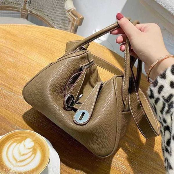 designer lindys bags h ermes genuine leather doctor bag female 2023 new large capacity portable womens one shoulder cross body pillow frj ss
designer lindys bags h ermes genuine leather doctor bag female 2023 new large capacity portable womens one shoulder cross body pillow frj ss