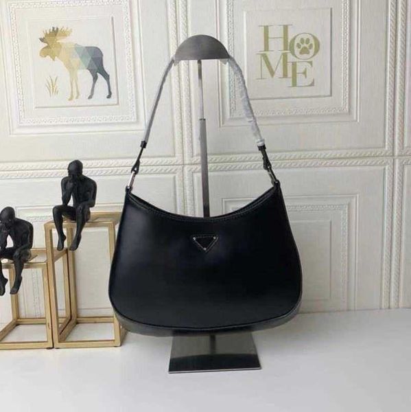 designer luxury bags 2023 new underarm mid ancient half moon handbag genuine leather triangle label women's bag
designer luxury bags 2023 new underarm mid ancient half moon handbag genuine leather triangle label women's bag