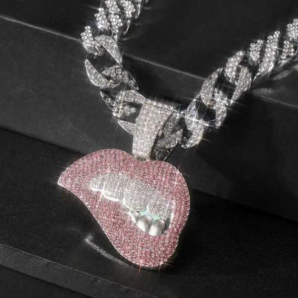 custom hip hop jewelry fashion iced out moissanite pink lips pendant + cuban chain moissanite hip hop jewelry, Silver
custom hip hop jewelry fashion iced out moissanite pink lips pendant + cuban chain moissanite hip hop jewelry, Silver