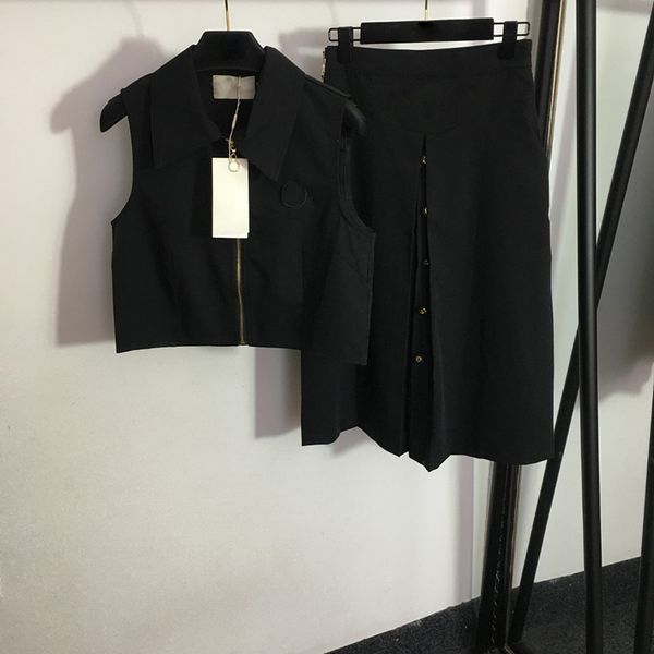 lapel neck zipper vest dress designer tracksuits womens lovely dress suit set personality letters embroidery tracksuit, Black
lapel neck zipper vest dress designer tracksuits womens lovely dress suit set personality letters embroidery tracksuit, Black