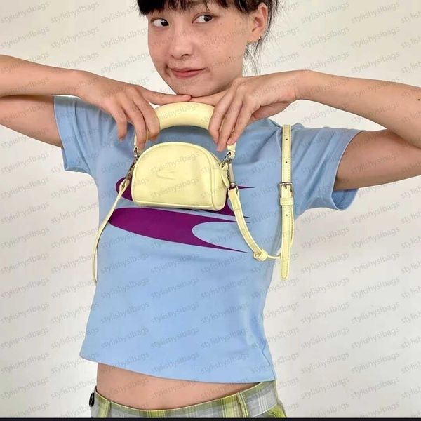 designer bag luxury bag mobile shoulder bag women bag phone bag zipper bag small round bag crossbody bag the strap is adjustable stylishyslb
designer bag luxury bag mobile shoulder bag women bag phone bag zipper bag small round bag crossbody bag the strap is adjustable stylishyslb