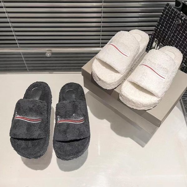 women's plush slippers fall and winter new designer wool slippers thick bottom warm fluffy fur shoes fashion letters embroidery outdoor, Black
women's plush slippers fall and winter new designer wool slippers thick bottom warm fluffy fur shoes fashion letters embroidery outdoor, Black