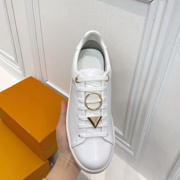 leather casual shoes frontrow women sneaker cowhide fashion lady flat designer running trainers woman shoe platform men sneakers size 35-41
leather casual shoes frontrow women sneaker cowhide fashion lady flat designer running trainers woman shoe platform men sneakers size 35-41