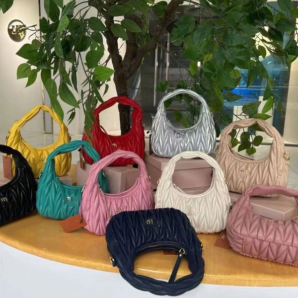 fashion designer bag women's bag pleated lambskin letters hobo underarm bag hand bill shoulder purse leather horizontal chain high qual
fashion designer bag women's bag pleated lambskin letters hobo underarm bag hand bill shoulder purse leather horizontal chain high qual