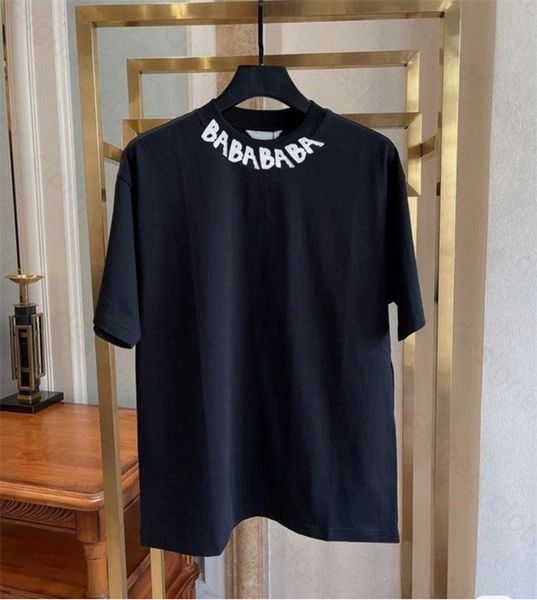 2023 spring and summer new short-sleeved t-shirt, the pattern is like the printing technology, and the elements are integrated to create a t, White;black
2023 spring and summer new short-sleeved t-shirt, the pattern is like the printing technology, and the elements are integrated to create a t, White;black