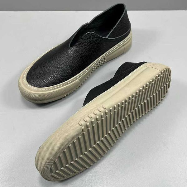 men's shoes 2023 new casual shoes running shoes sports super soft leather 912m, Black
men's shoes 2023 new casual shoes running shoes sports super soft leather 912m, Black