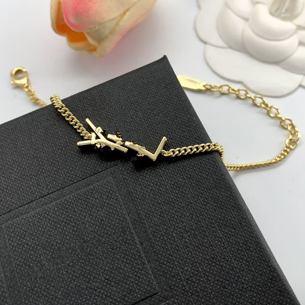 bracelet men designer jewelry luxury bracelet charm bracelet letter jewelry high end luxury fashion couples must-have bracelets holiday gift, Black
bracelet men designer jewelry luxury bracelet charm bracelet letter jewelry high end luxury fashion couples must-have bracelets holiday gift, Black