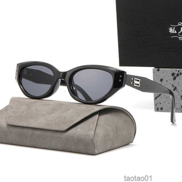 frames 2023 new gm women's street scat eyes small frame oat tone sunglasses mesh red glasseshe1g, White;black
frames 2023 new gm women's street scat eyes small frame oat tone sunglasses mesh red glasseshe1g, White;black