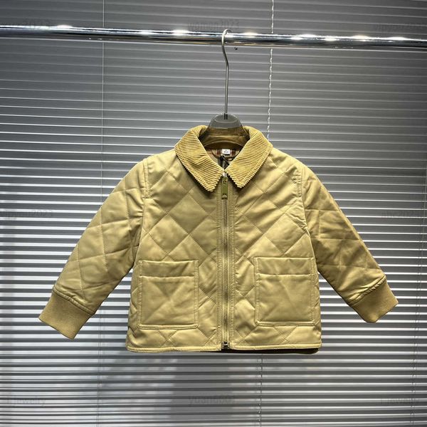 2023 designer baby clothes corduroy collar kids jacket size 100-160 cm diamond long sleeved lapel child zipper coat, Blue;gray
2023 designer baby clothes corduroy collar kids jacket size 100-160 cm diamond long sleeved lapel child zipper coat, Blue;gray