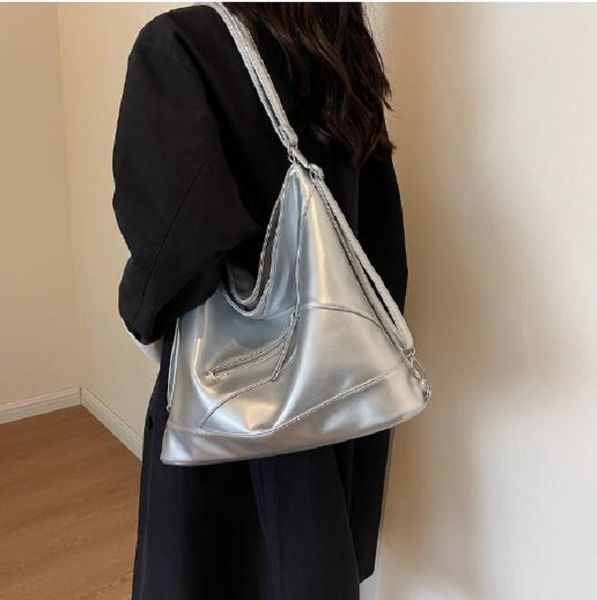 this year's popular solid color large capacity simple leisure commuter bag 2023 new female bag summer tote bag tide 01
this year's popular solid color large capacity simple leisure commuter bag 2023 new female bag summer tote bag tide 01