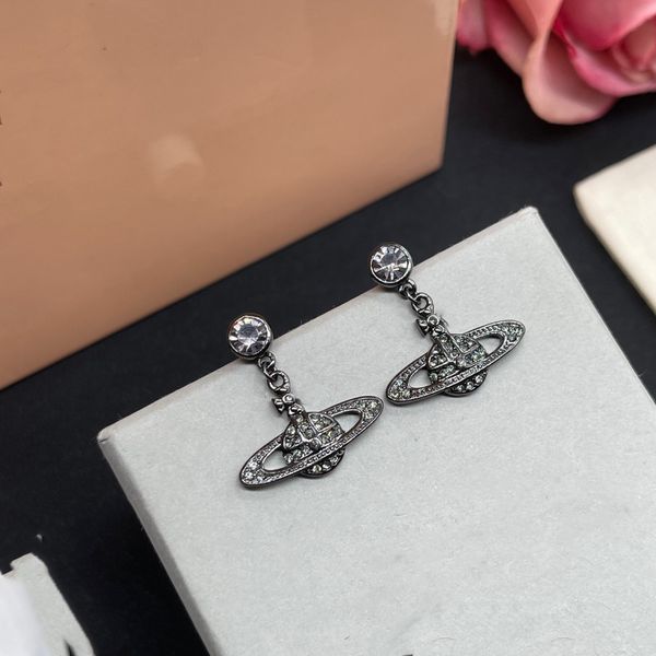 woman stud designer earrings gold hoop earing vivian orecchini luxury women pearl saturn earings jewelry westwood 4567, Golden;silver
woman stud designer earrings gold hoop earing vivian orecchini luxury women pearl saturn earings jewelry westwood 4567, Golden;silver