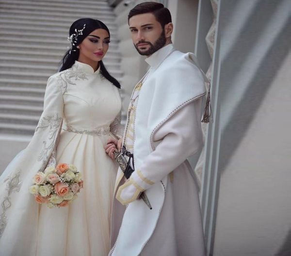 brilliant ball gown muslim wedding dresses with long sleeve high neck appliques abric dubai vestido de noiva wedding gowns long tr6308976, White
brilliant ball gown muslim wedding dresses with long sleeve high neck appliques abric dubai vestido de noiva wedding gowns long tr6308976, White