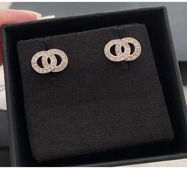 fashion stud earrings for women lux jewelry party wedding engagement lovers earrings with flannel bag5069219, Golden;silver
fashion stud earrings for women lux jewelry party wedding engagement lovers earrings with flannel bag5069219, Golden;silver
