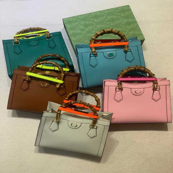 factory direct sales 2023 new bamboo joint large capacity one shoulder portable trendy women's bag
factory direct sales 2023 new bamboo joint large capacity one shoulder portable trendy women's bag