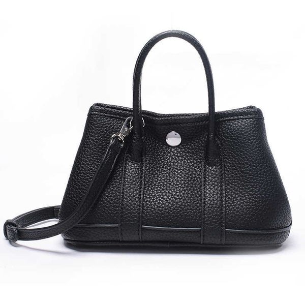 classic garden party tote bag women's guangzhou pu litchi temperament mini diagonal straddle simple versatile handbagycpe
classic garden party tote bag women's guangzhou pu litchi temperament mini diagonal straddle simple versatile handbagycpe